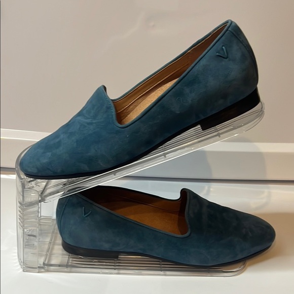 Vionic Blue Suede Willa Slip-On Flats size 7 - Picture 4 of 14